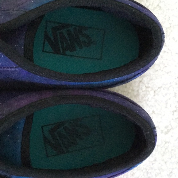 vans - Picture 4 of 5